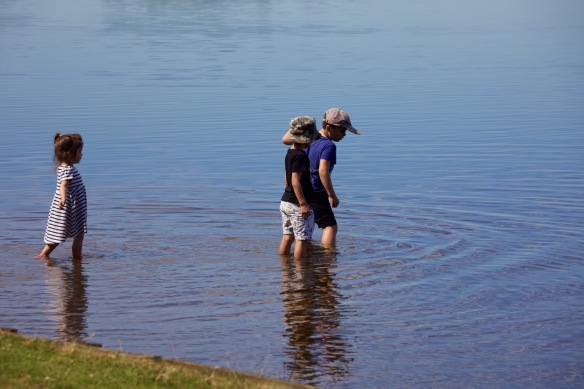 Brothers and sister paddling 1