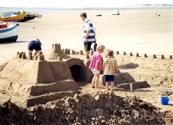 Building sandcastle 8.99015
