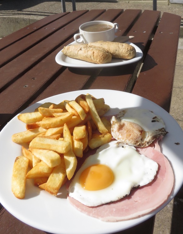 Ham, egg, and chips