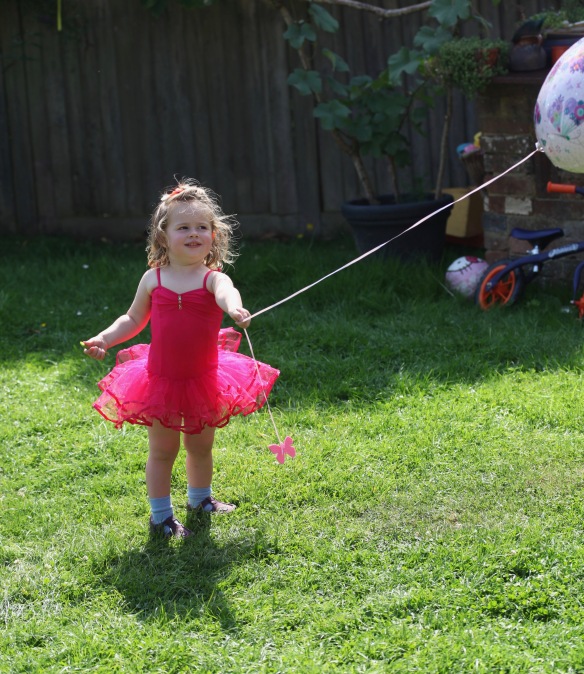 Poppy with balloon 2