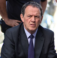 Kevin_Whately_as_Inspector_Lewis,_Oxford,_August_2015