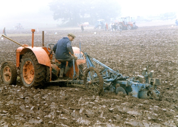 Ploughing contest 26.9.92 012