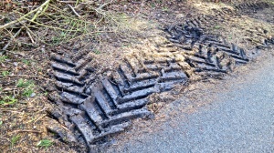 Tyre tracks